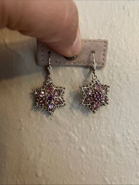 Sterling silver star dangle earring with pink shapphire and tourmaline stones.